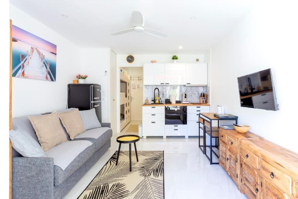 Chez James - Superbe Studio Avec Piscine Et Plage A Proximite 拉格朗德默特 外观 照片